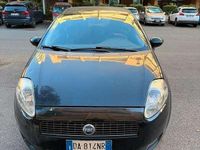 Usata Fiat Grande Punto 77 CV (56 kW) 2006 Nero Utilitaria