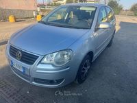 Usata VW Polo 64 CV (47 kW) 2006 Argento Utilitaria