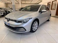 Usata VW Golf VIII Life 116 CV (85 kW) 2021 Grigio Berlina