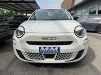 Usata Fiat 600 La Prima 101 CV (74 kW) 2024 Nero SUV