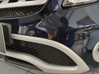 Usata Mercedes GLA200 Business 136 CV (100 kW) 2018 Blu/azzurro SUV