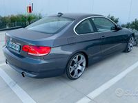 Usata BMW 335 306 CV (225 kW) 2006 Grigio Coupé