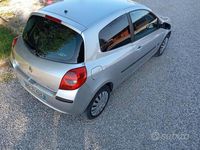 Usata Renault Clio II 75 CV (55 kW) 2008 Grigio Utilitaria