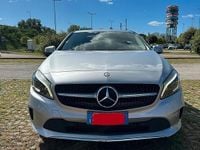 Usata Mercedes A180 109 CV (80 kW) 2016 Grigio Berlina