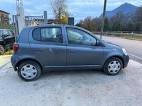 Usata Toyota Yaris Sol 2004 Grigio Berlina
