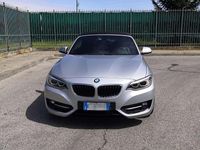 Usata BMW 220 Sport Line 190 CV (139 kW) 2016 Argento Cabrio