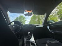 Usata BMW 114 101 CV (74 kW) 2012 Bianco Utilitaria