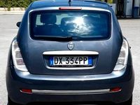 Usata Lancia Ypsilon 77 CV (56 kW) 2003 Blu Utilitaria