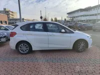 Usata BMW 218 Active Tourer Advantage 150 CV (110 kW) 2016 Bianco Monovolume