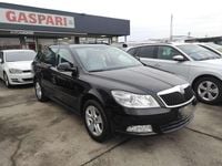 Usata Skoda Octavia Comfort 105 CV (77 kW) 2012 Nero Berlina