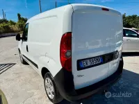 Usata Fiat Doblò Emotion 105 CV (77 kW) 2014 Bianco Monovolume