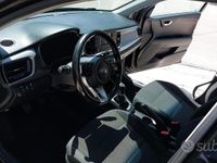 Usata Kia Rio 101 CV (74 kW) 2017 Nero Berlina