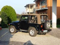 Usata Jeep Wrangler Sport 118 CV (86 kW) 2001 Nero SUV
