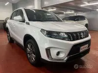 Usata Suzuki Vitara 129 CV (94 kW) 2020 Bianco SUV