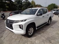 Usata Mitsubishi L200 150 CV (110 kW) 2022 Bianco Pick-up