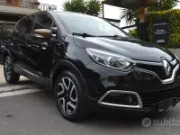 Usata Renault Captur Intens 110 CV (80 kW) 2016 Nero SUV