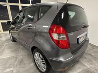 Usata Mercedes A160 Elegance 82 CV (60 kW) 2010 Grigio Berlina
