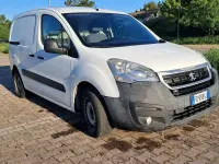 Usata Peugeot TePee Outdoor 99 CV (72 kW) 2016 Station wagon