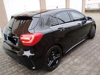 Usata Mercedes A180 Premium 122 CV (89 kW) 2014 Nero Berlina