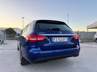Usata Mercedes C200 160 CV (117 kW) 2019 Blu Station wagon