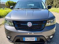 Usata Fiat Freemont Lounge 170 CV (125 kW) 2015 Grigio SUV