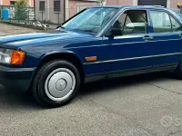 Usata Mercedes 190 90 CV (66 kW) 1983 Berlina