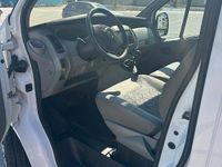 Usata Opel Vivaro 2004 Bianco Monovolume