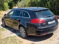 Usata Opel Insignia 160 CV (117 kW) 2011 Nero Station wagon