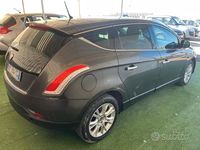 Usata Lancia Delta Silver 120 CV (88 kW) 2011 Grigio Utilitaria