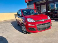 Nuova Fiat Panda 71 CV (52 kW) 2025 Rosso Berlina