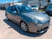 Usata Alfa Romeo Giulietta Super 120 CV (88 kW) 2016 Grigio Utilitaria