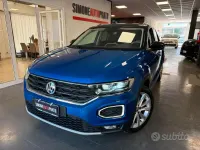 Usata VW T-Roc Advance 150 CV (110 kW) 2018 Bluazzurro SUV