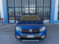 Usata Dacia Sandero Anniversary 101 CV (74 kW) 2020 Blu Utilitaria