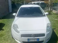 Usata Fiat Grande Punto Dynamic 77 CV (56 kW) 2009 Bianco Utilitaria