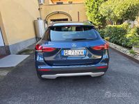 Usata Mercedes GLA180 136 CV (100 kW) 2022 Blu SUV