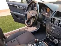 Usata Mercedes C200 136 CV (100 kW) 2010 Nero Station wagon