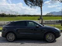 Usata Porsche Cayenne Coupe Platinum Edition 462 CV (339 kW) 2022 Blu/azzurro Coupé