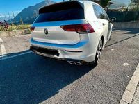 Usata VW Golf VIII R-line 150 CV (110 kW) 2021 Grigio Utilitaria
