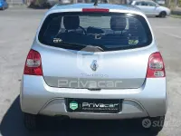 Usata Renault Twingo 75 CV (55 kW) 2011 Grigio Utilitaria