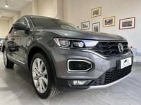 Usata VW T-Roc 150 CV (110 kW) 2019 Grigio SUV