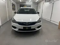 Usata Opel Astra Sport 131 CV (96 kW) 2022 Bianco Utilitaria