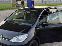Usata VW up! high up! 68 CV (50 kW) 2018 Nero Utilitaria