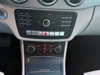 Usata Mercedes B200 2018 Grigio Monovolume