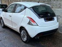 Usata Lancia Ypsilon Silver 69 CV (50 kW) 2012 Utilitaria