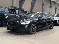 Usata Volvo V40 Business Edition 120 CV (88 kW) 2019 Nero metallizzato Berlina