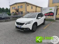 Usata Peugeot 2008 Allure 83 CV (61 kW) 2019 Bianco SUV