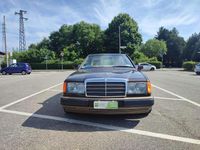 Usata Mercedes E300 188 CV (138 kW) 1989 Marrone