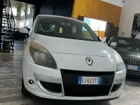 Usata Renault Scenic E-Tech Dynamique 110 CV (80 kW) 2011 Bianco Monovolume
