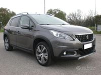 Usata Peugeot 2008 120 CV (88 kW) 2018 Grigio SUV