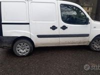 Usata Fiat Doblò 103 CV (75 kW) 2006 Bianco Monovolume